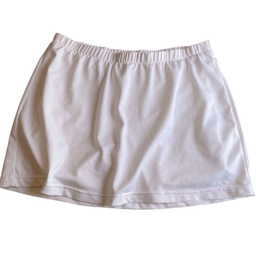 Nike Dri-Fit Lasar Perforated (Tennis) Skort. Nice! White Swoosh. Sz. L (12-14)